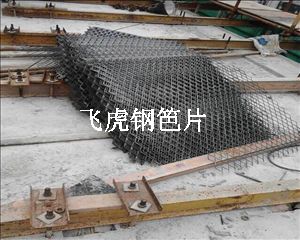 鋼笆片性能穩(wěn)定，結(jié)構(gòu)牢固，使用壽命長達十年-02